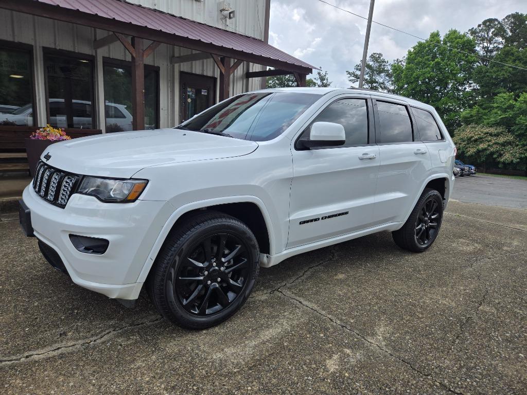 jeep grand cherokee 2018 1C4RJFAG1JC319586 image jeep grand cherokee 2018 1C4RJFAG1JC319586 image